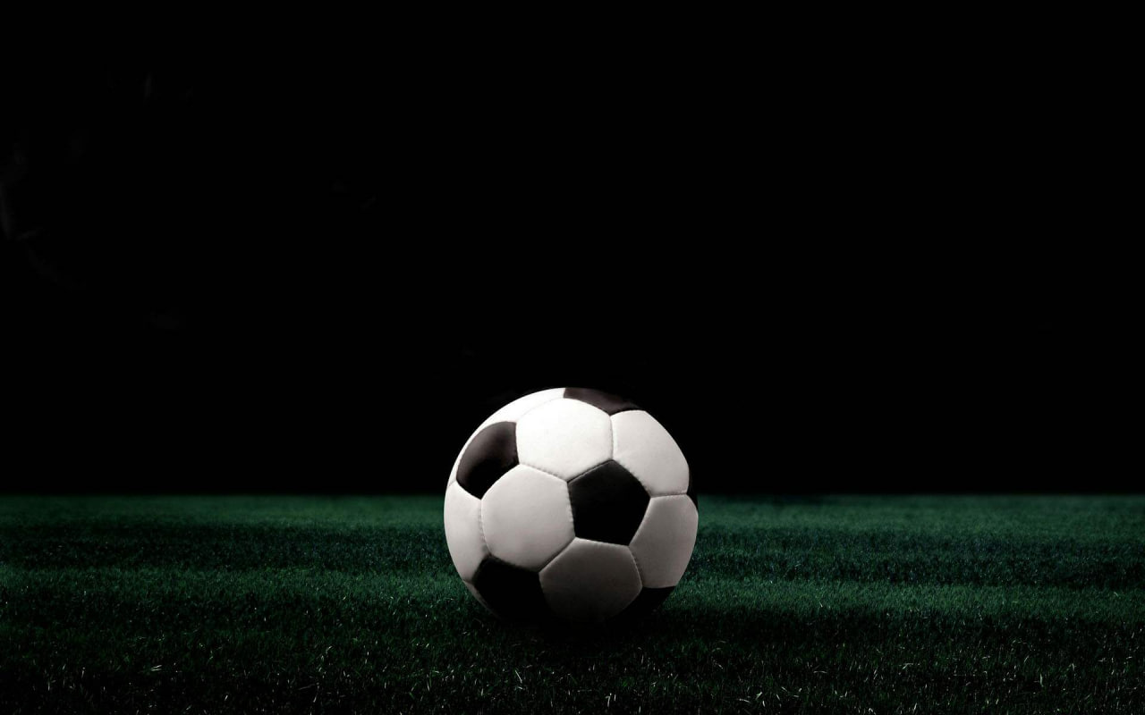 足球爱好者观赛体验